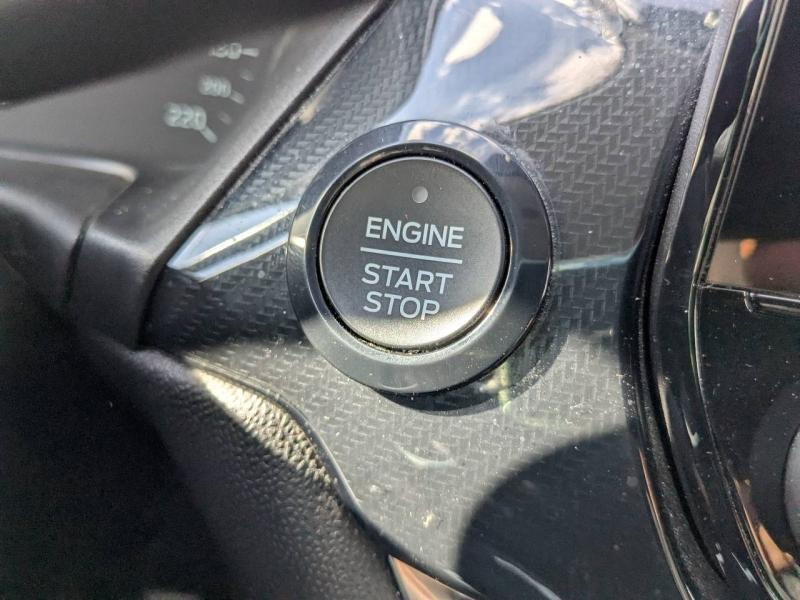 Photo 16 de l’annonce de FORD Fiesta Active d’occasion à vendre à MARSEILLE