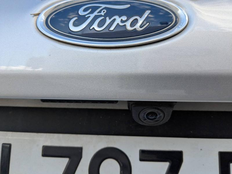 Photo 18 de l’annonce de FORD Fiesta Active d’occasion à vendre à MARSEILLE