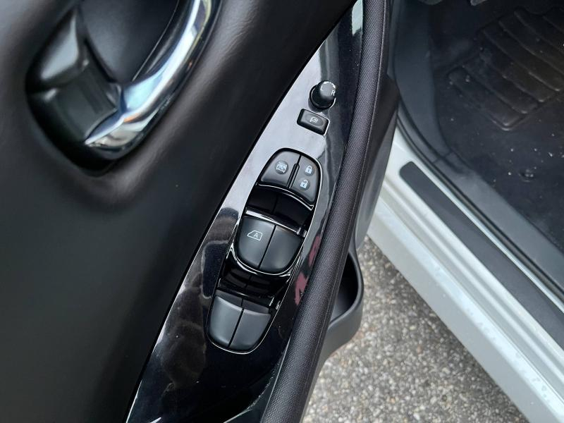 Photo 18 de l’annonce de NISSAN Leaf d’occasion à vendre à CHAMBERY