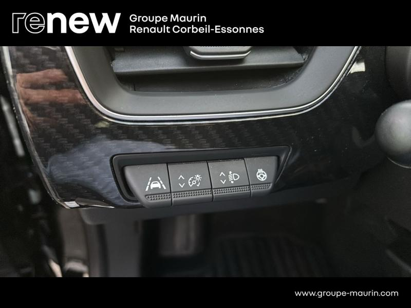 Photo 16 de l’annonce de RENAULT Arkana d’occasion à vendre à CORBEIL-ESSONNES