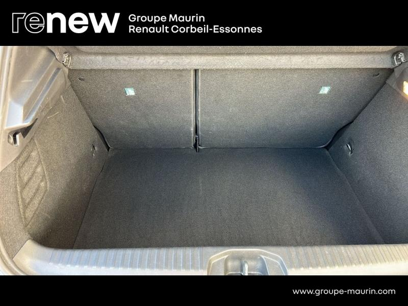 Photo 12 de l’annonce de RENAULT Clio d’occasion à vendre à CORBEIL-ESSONNES