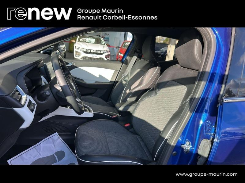 Photo 15 de l’annonce de RENAULT Clio d’occasion à vendre à CORBEIL-ESSONNES