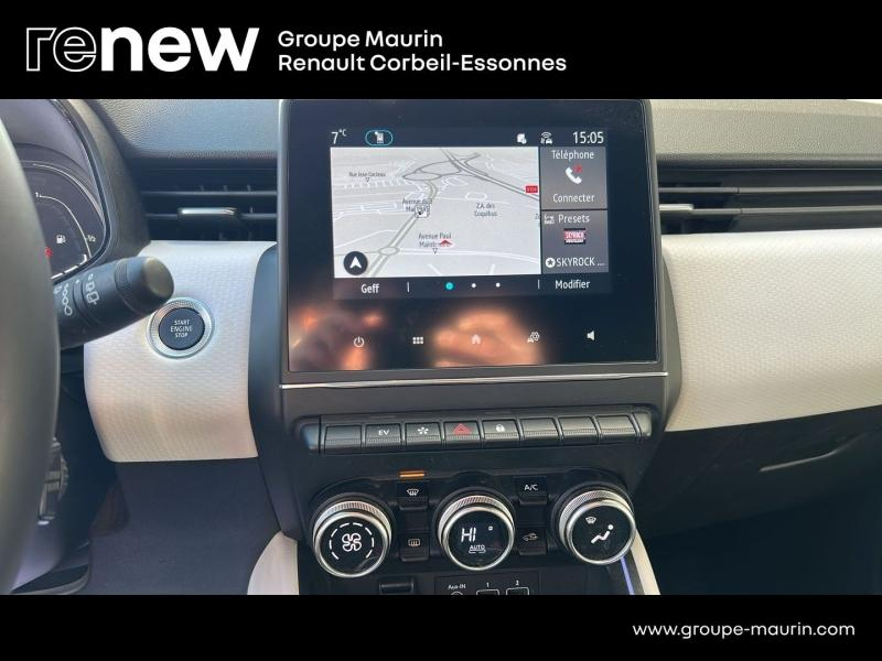 Photo 19 de l’annonce de RENAULT Clio d’occasion à vendre à CORBEIL-ESSONNES