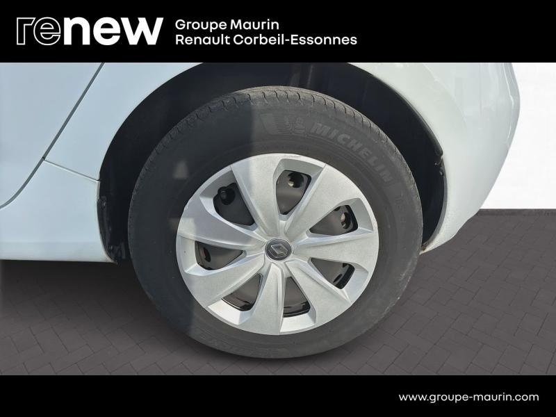 Photo 9 de l’annonce de RENAULT Zoe d’occasion à vendre à CORBEIL-ESSONNES