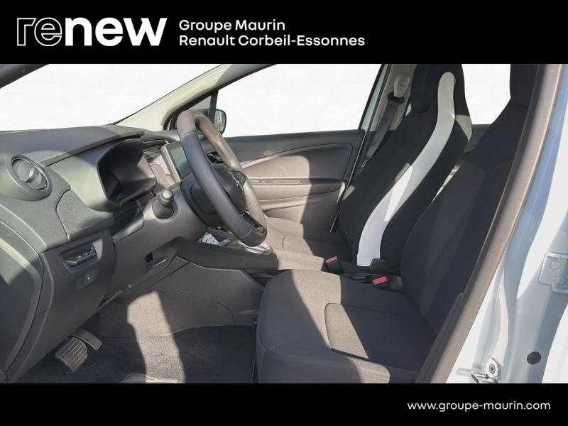Photo 11 de l’annonce de RENAULT Zoe d’occasion à vendre à CORBEIL-ESSONNES