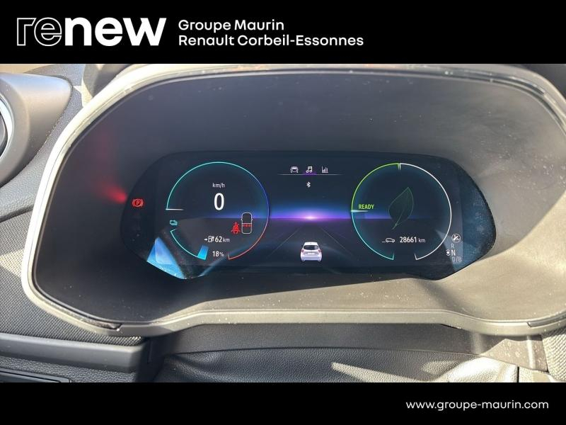 Photo 20 de l’annonce de RENAULT Zoe d’occasion à vendre à CORBEIL-ESSONNES