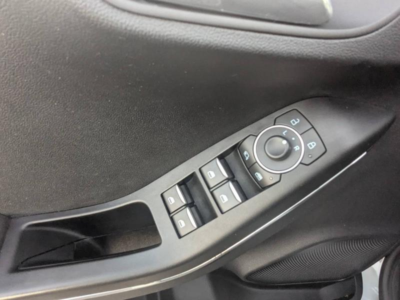 Photo 12 de l’annonce de FORD Puma d’occasion à vendre à FRÉJUS