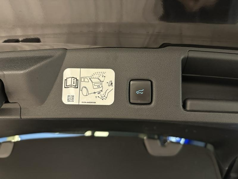 Photo 8 de l’annonce de FORD Kuga d’occasion à vendre à ORANGE