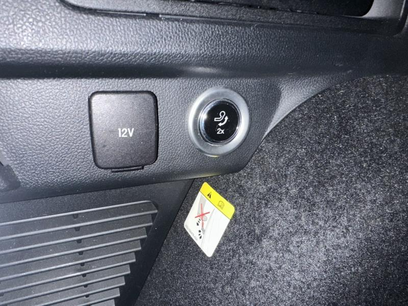 Photo 10 de l’annonce de FORD Kuga d’occasion à vendre à ORANGE