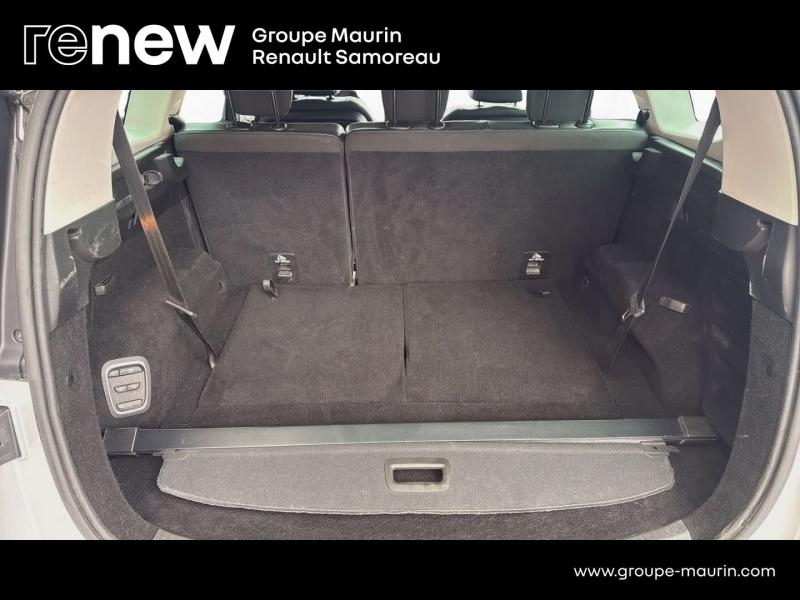 Photo 11 de l’annonce de RENAULT Grand Scenic d’occasion à vendre à SAMOREAU