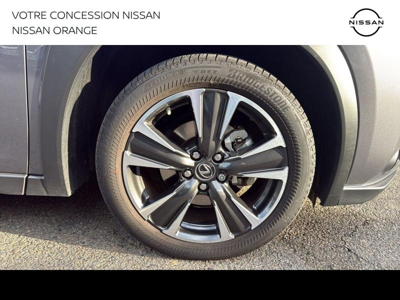 Photo 9 de l’annonce de LEXUS UX d’occasion à vendre à BOLLÈNE