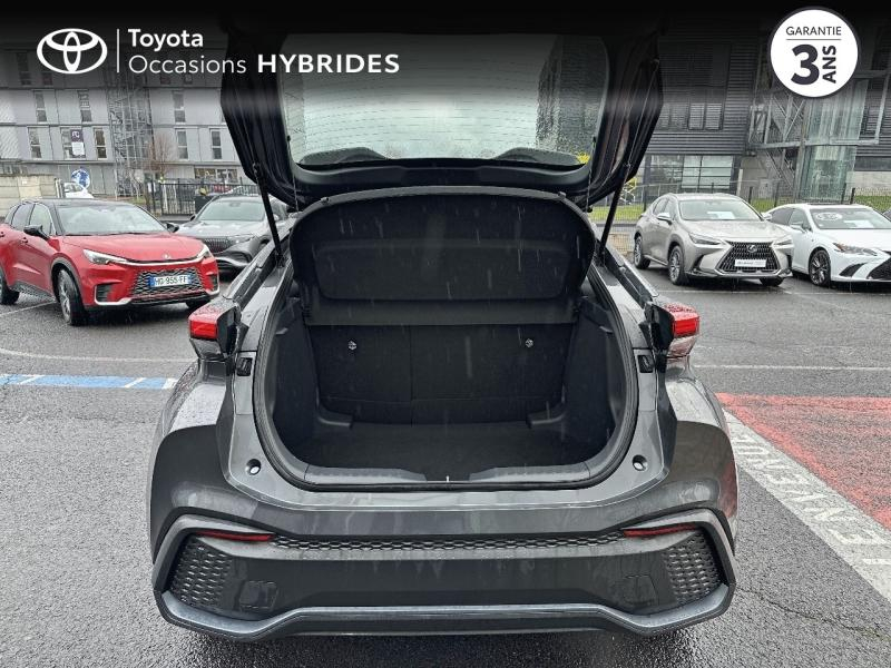 Photo 10 de l’annonce de TOYOTA C-HR d’occasion à vendre à AUBIÈRE