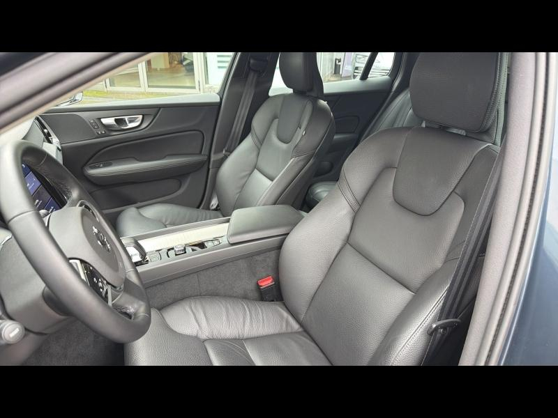 Photo 5 de l’annonce de VOLVO V60 d’occasion à vendre à AIX-EN-PROVENCE