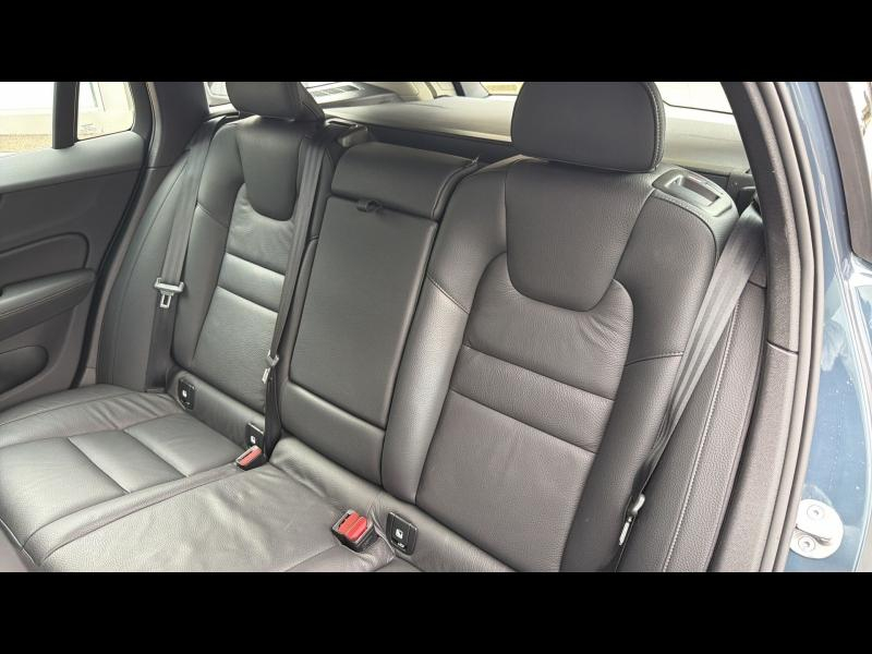 Photo 6 de l’annonce de VOLVO V60 d’occasion à vendre à AIX-EN-PROVENCE