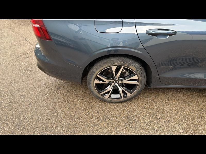 Photo 14 de l’annonce de VOLVO V60 d’occasion à vendre à AIX-EN-PROVENCE