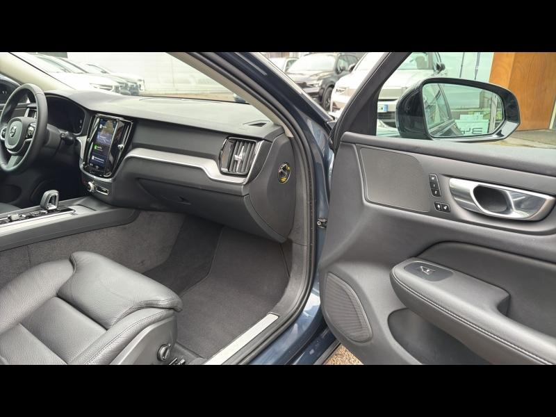 Photo 18 de l’annonce de VOLVO V60 d’occasion à vendre à AIX-EN-PROVENCE