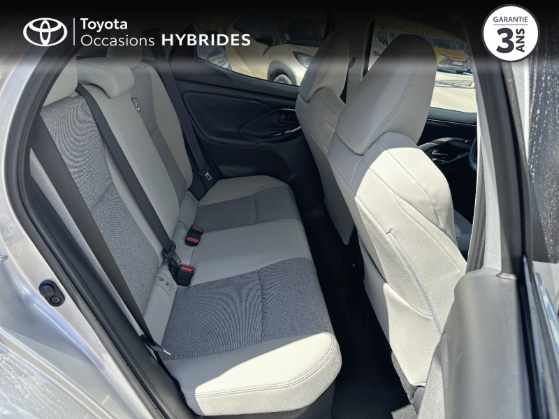 Photo 7 de l’annonce de TOYOTA Yaris d’occasion à vendre à NÎMES