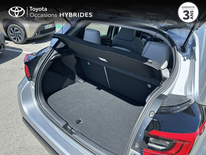 Photo 10 de l’annonce de TOYOTA Yaris d’occasion à vendre à NÎMES