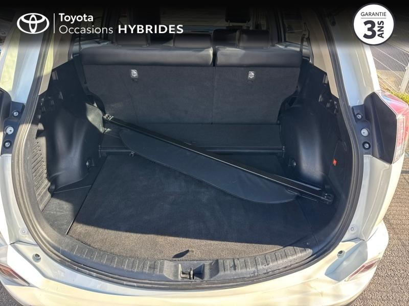 Photo 10 de l’annonce de TOYOTA RAV4 d’occasion à vendre à LATTES