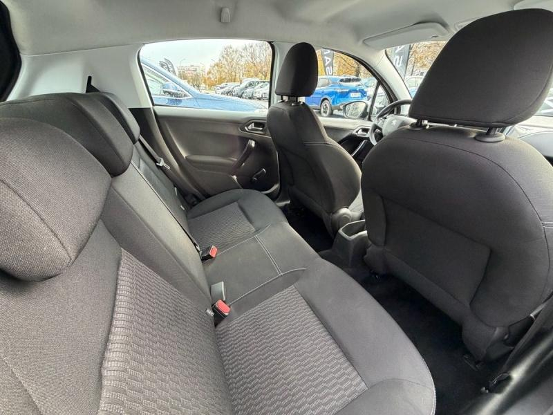 Photo 11 de l’annonce de PEUGEOT 208 d’occasion à vendre à GRENOBLE