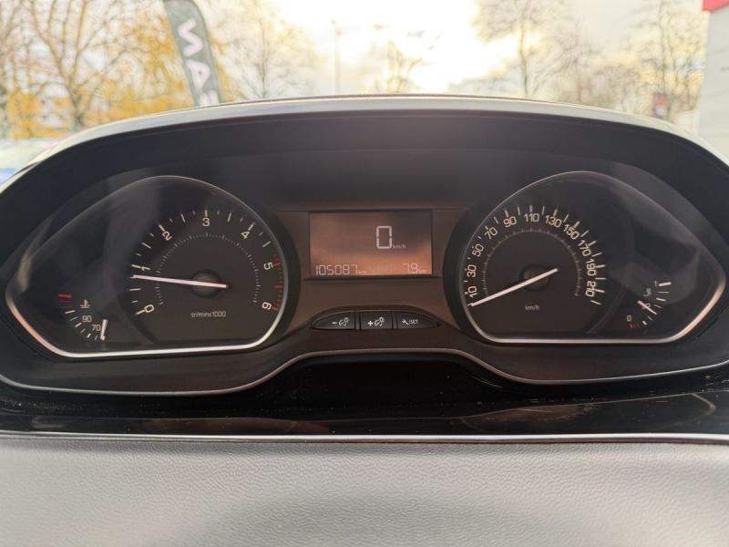 Photo 14 de l’annonce de PEUGEOT 208 d’occasion à vendre à GRENOBLE