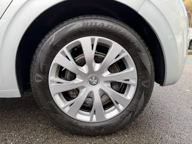 Photo 19 de l’annonce de PEUGEOT 208 d’occasion à vendre à GRENOBLE