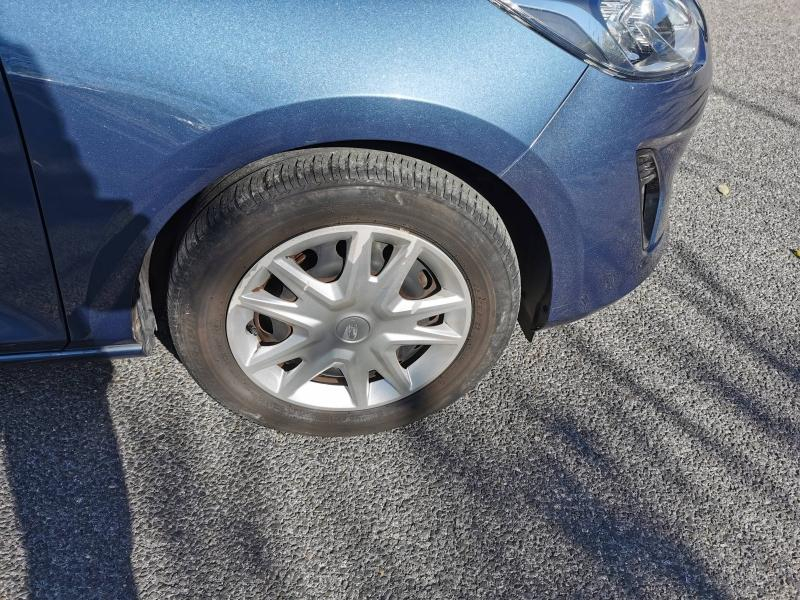 Photo 16 de l’annonce de FORD Fiesta d’occasion à vendre à LA VALETTE