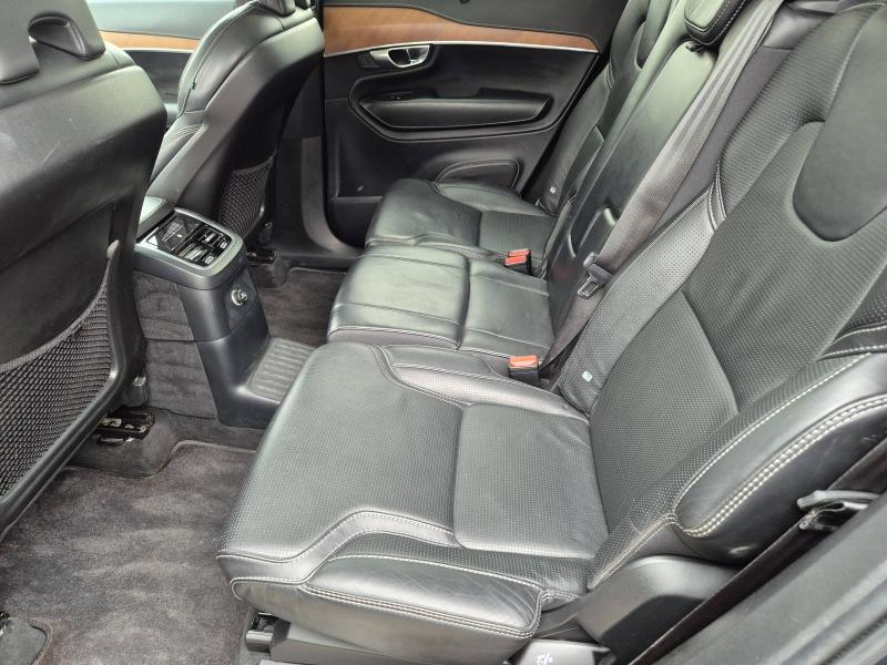 Photo 6 de l’annonce de VOLVO XC90 d’occasion à vendre à AVIGNON