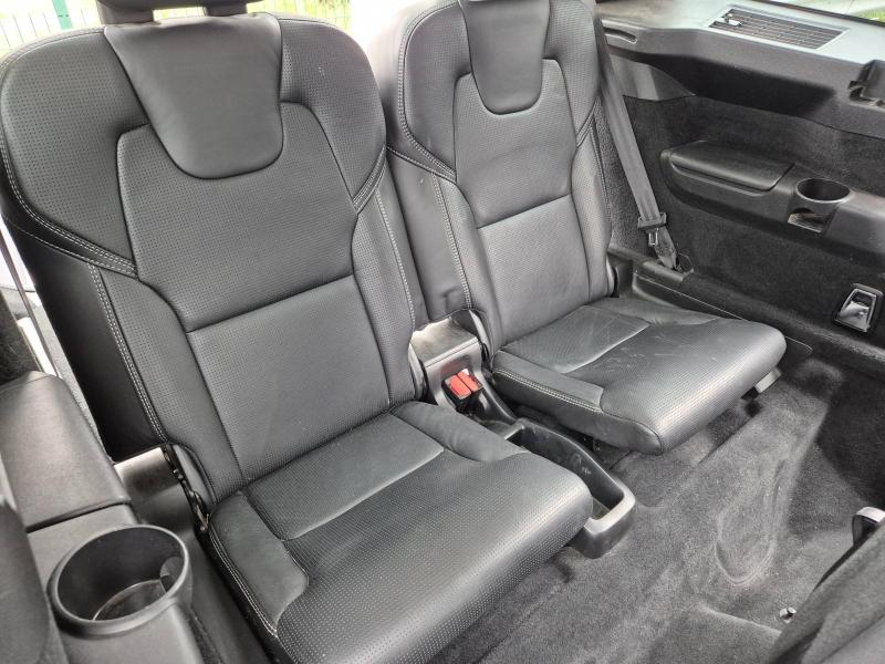 Photo 16 de l’annonce de VOLVO XC90 d’occasion à vendre à AVIGNON