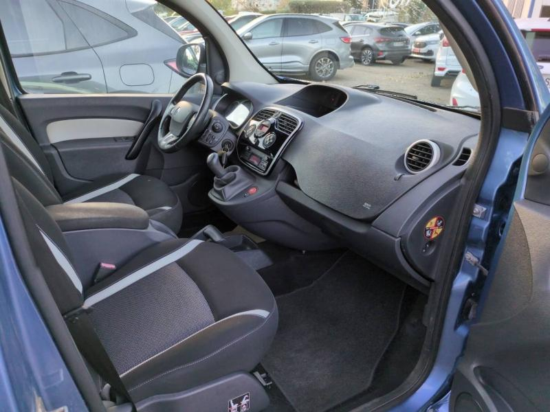 Photo 13 de l’annonce de RENAULT Kangoo d’occasion à vendre à NÎMES