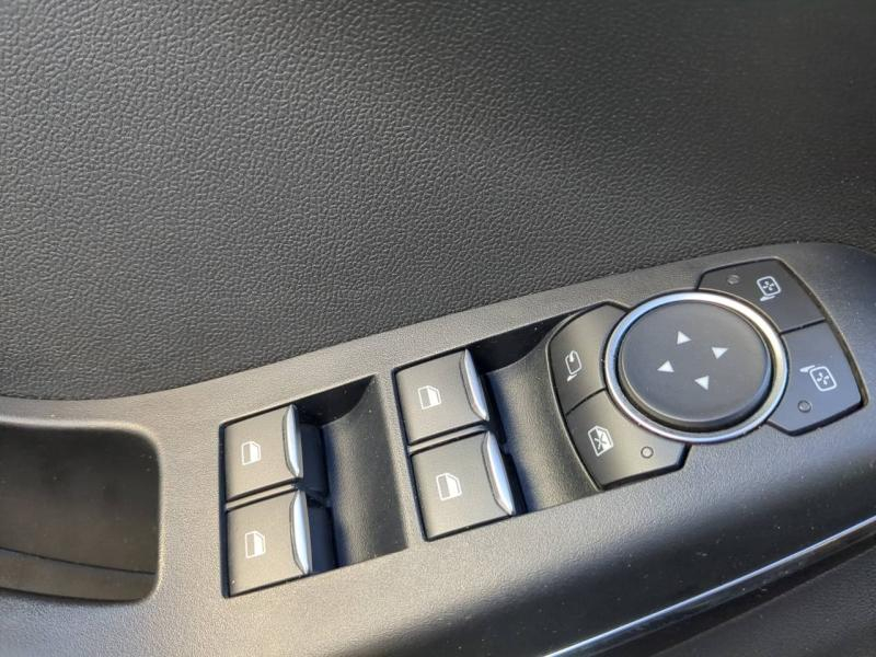 Photo 15 de l’annonce de FORD Puma d’occasion à vendre à CARPENTRAS