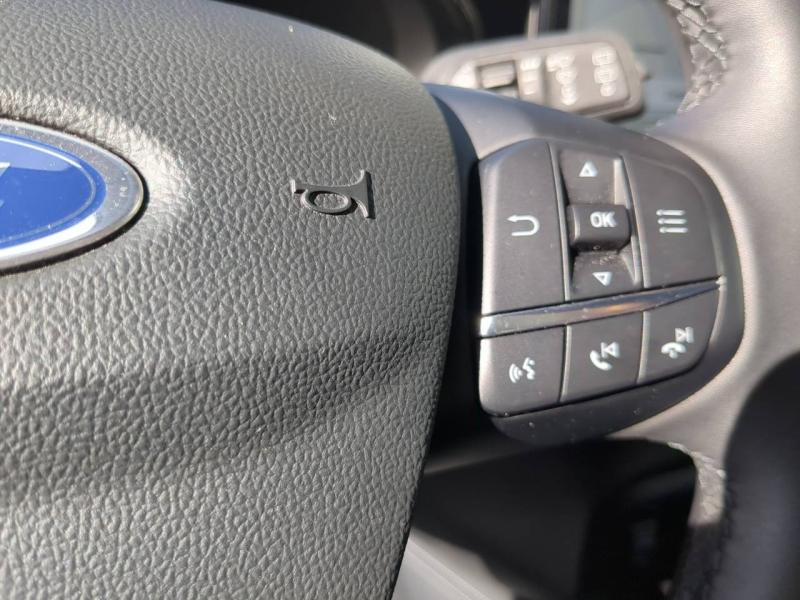 Photo 18 de l’annonce de FORD Focus SW d’occasion à vendre à CARPENTRAS