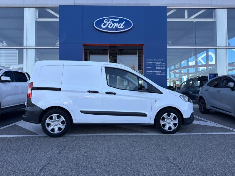Photo 4 de l’annonce de FORD Transit Courier VUL d’occasion à vendre à VITROLLES