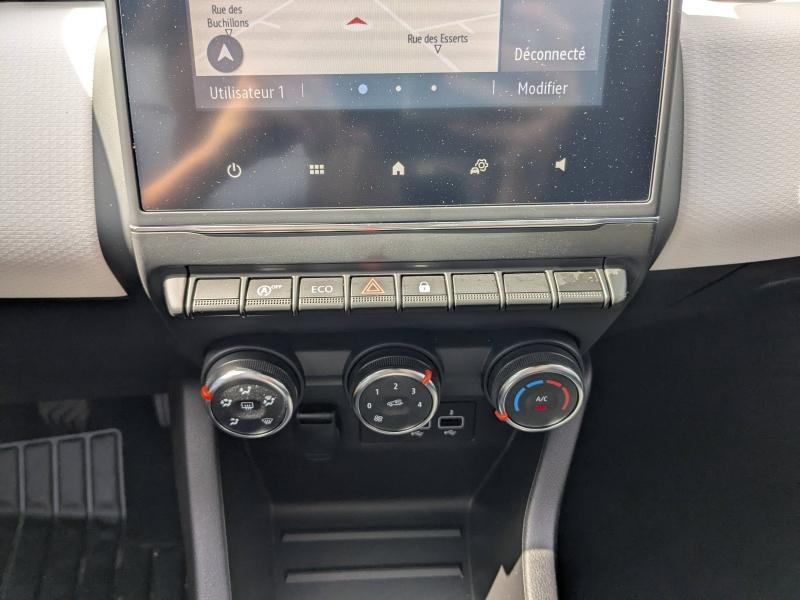 Photo 17 de l’annonce de RENAULT Clio d’occasion à vendre à THONON