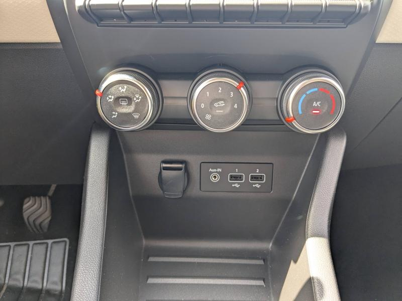 Photo 18 de l’annonce de RENAULT Clio d’occasion à vendre à THONON