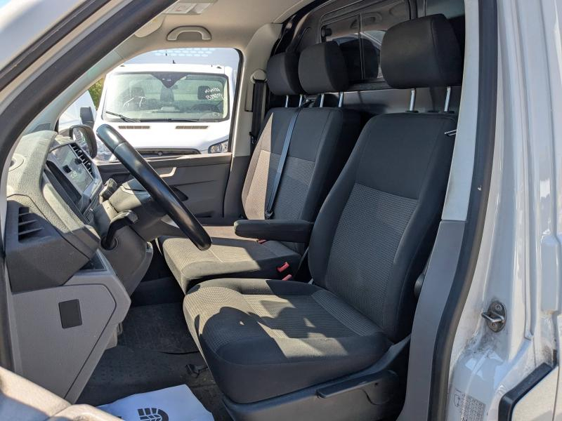 Photo 17 de l’annonce de VOLKSWAGEN Transporter Fg VUL d’occasion à vendre à LA VALETTE