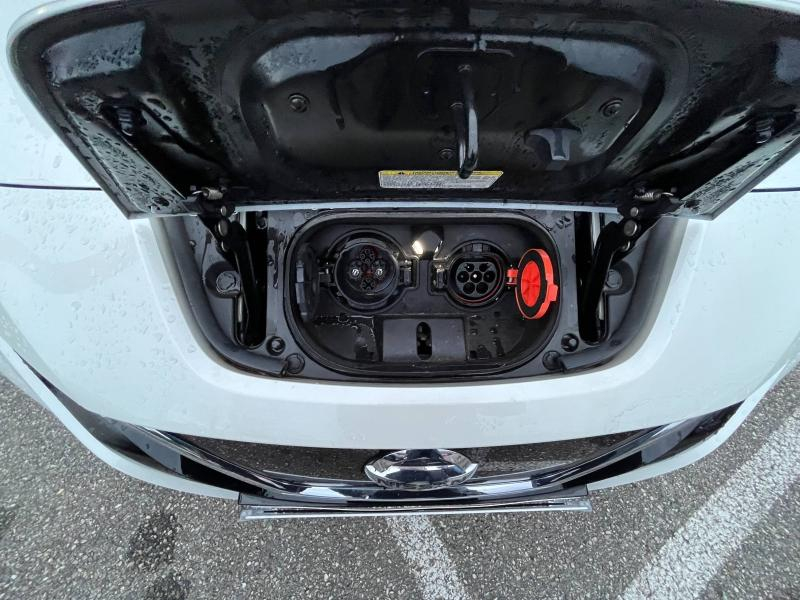 Photo 20 de l’annonce de NISSAN Leaf d’occasion à vendre à CHAMBERY