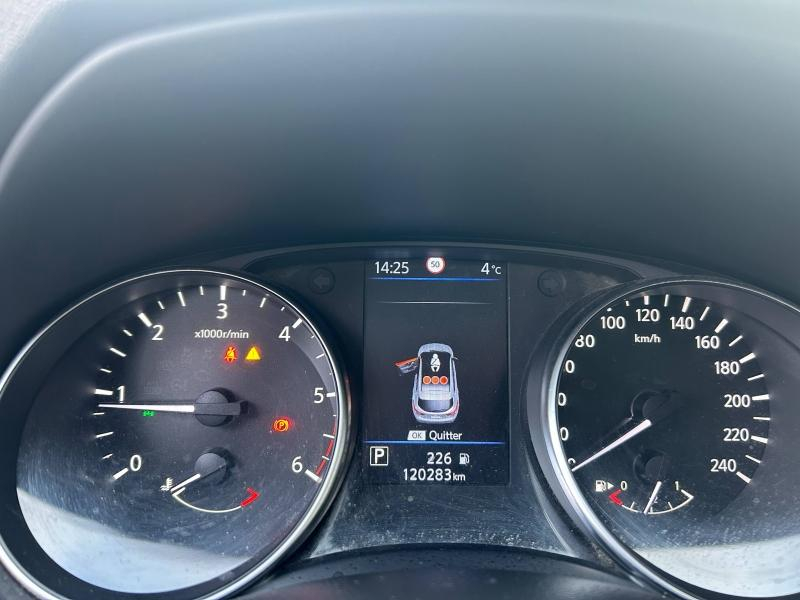 Photo 12 de l’annonce de NISSAN Qashqai d’occasion à vendre à CHAMBERY