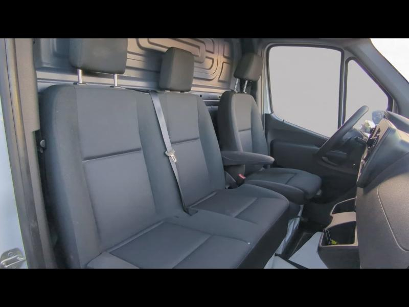 Photo 12 de l’annonce de MERCEDES-BENZ Sprinter Fg VUL d’occasion à vendre à NÎMES