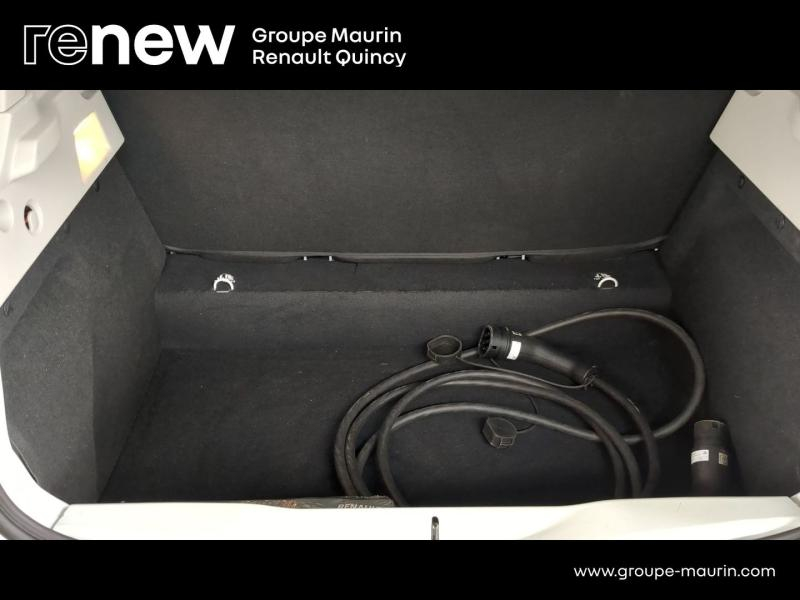 Photo 10 de l’annonce de RENAULT Zoe d’occasion à vendre à QUINCY-SOUS-SÉNART