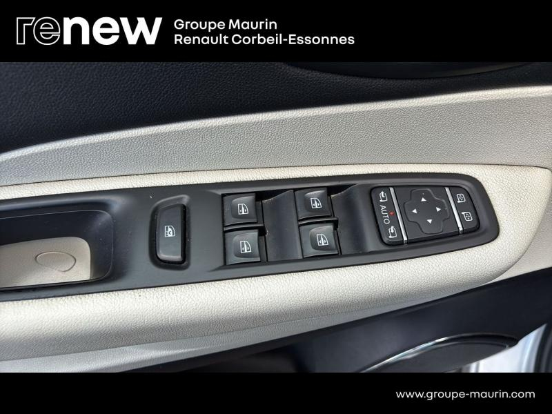 Photo 16 de l’annonce de RENAULT Captur d’occasion à vendre à CORBEIL-ESSONNES