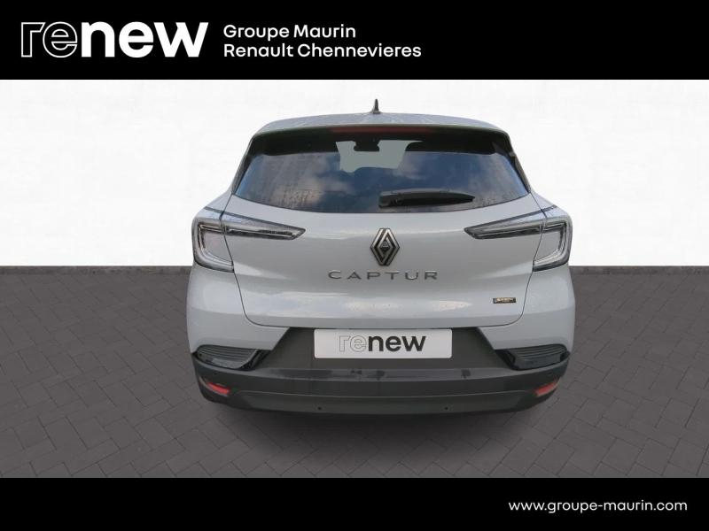 Photo 8 de l’annonce de RENAULT Captur d’occasion à vendre à CHENNEVIÈRES-SUR-MARNE