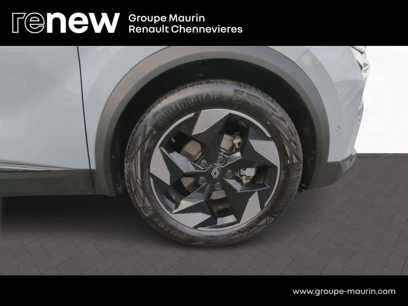 Photo 18 de l’annonce de RENAULT Captur d’occasion à vendre à CHENNEVIÈRES-SUR-MARNE