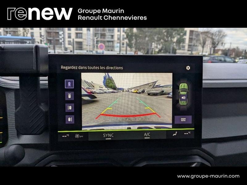 Photo 17 de l’annonce de DACIA  d’occasion à vendre à CHENNEVIÈRES-SUR-MARNE