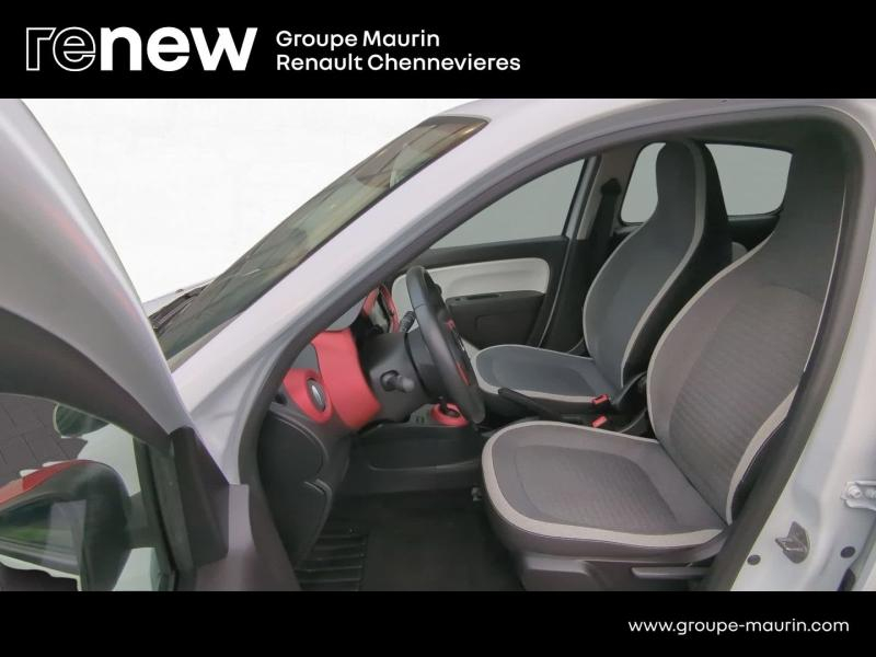 Photo 18 de l’annonce de RENAULT Twingo d’occasion à vendre à CHENNEVIÈRES-SUR-MARNE
