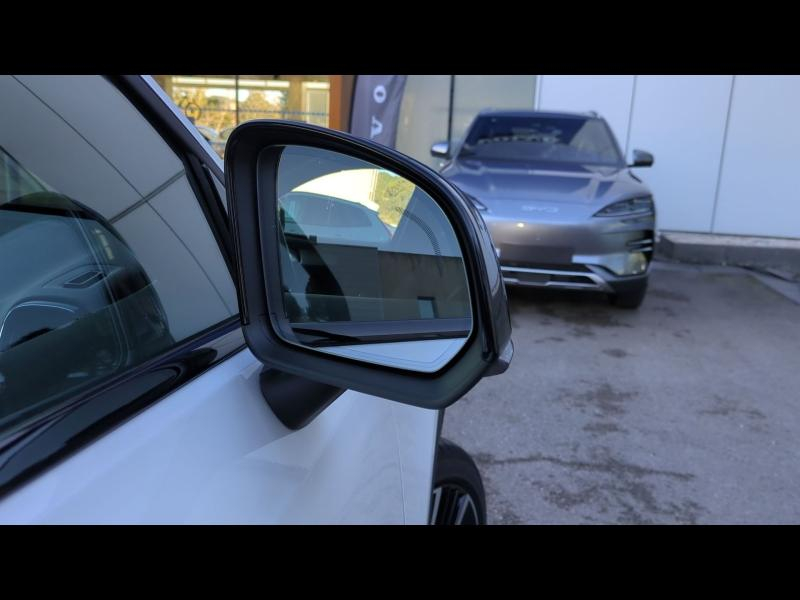 Photo 16 de l’annonce de VOLVO XC40 d’occasion à vendre à AIX-EN-PROVENCE