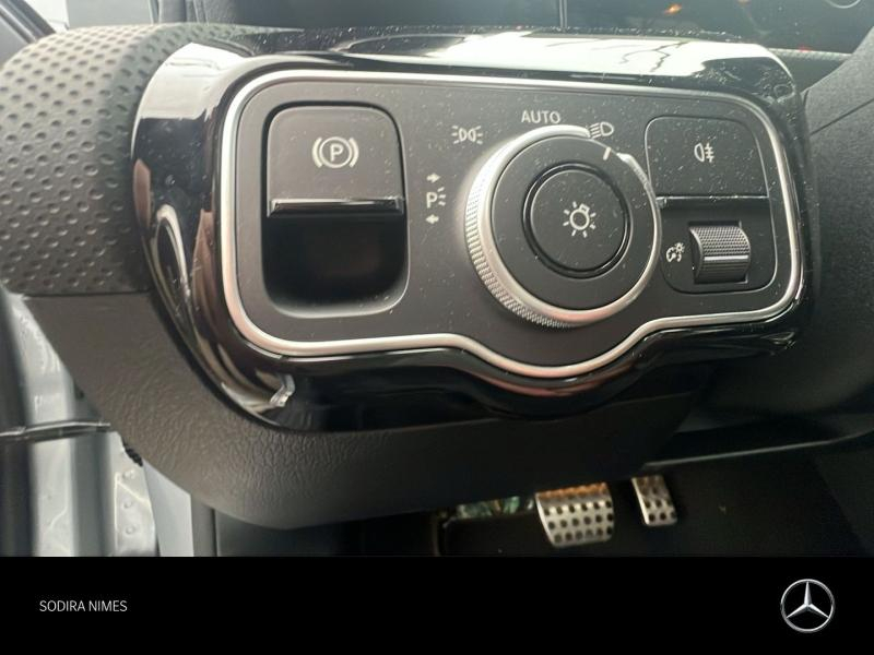 Photo 19 de l’annonce de MERCEDES-BENZ Classe A d’occasion à vendre à NIMES