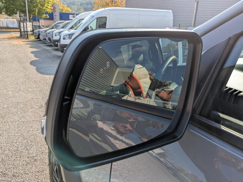 Photo 13 de l’annonce de FORD Ranger VUL d’occasion à vendre à DRAGUIGNAN