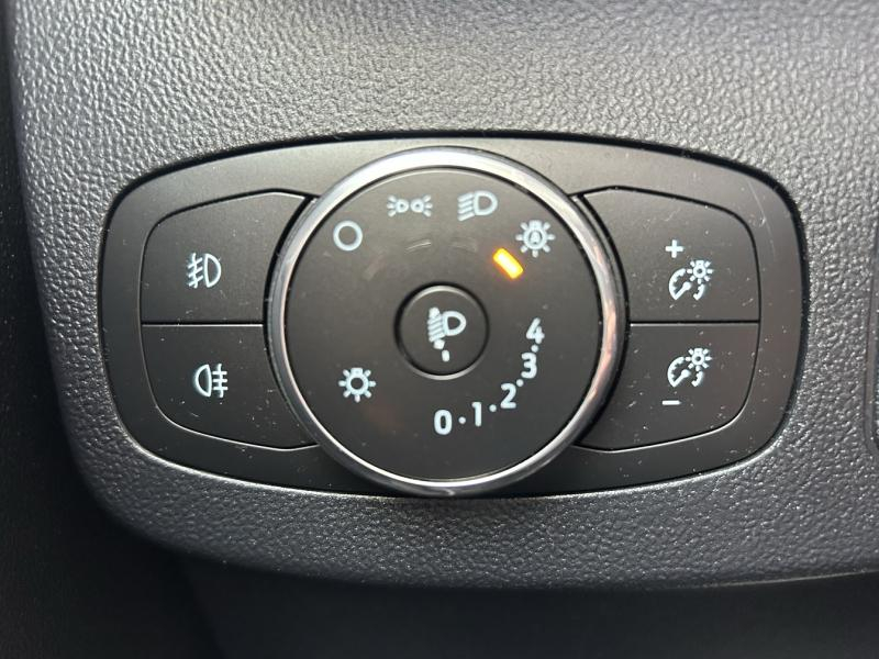 Photo 10 de l’annonce de FORD Puma d’occasion à vendre à NARBONNE