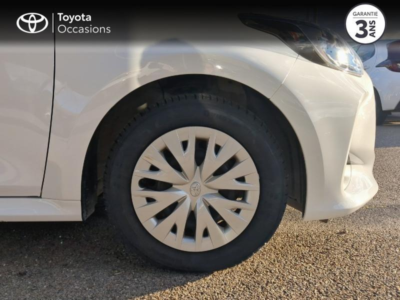 Photo 13 de l’annonce de TOYOTA Yaris d’occasion à vendre à ARLES